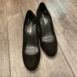 Via Spiga Round Toe Wedges